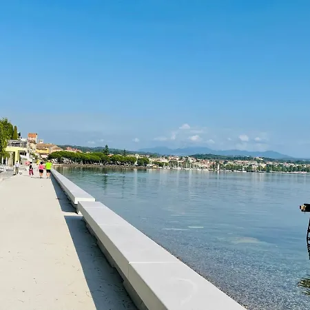 Desehouse Apartman *