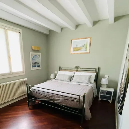 Desehouse Apartment