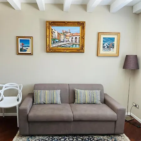 Desehouse Apartment *