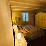 Desehouse Apartament *